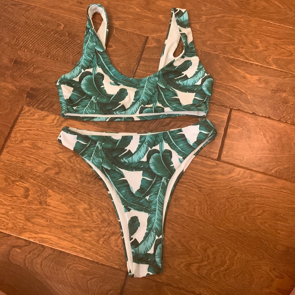 Tropical bikini